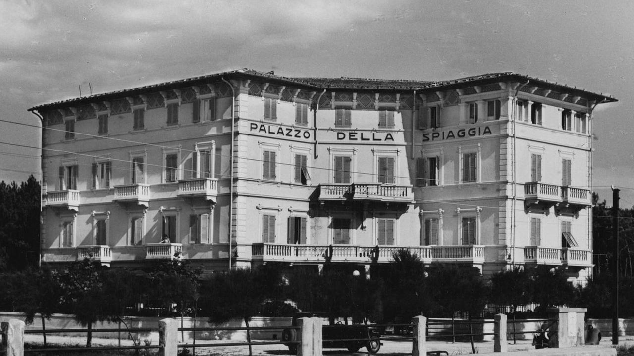 Il Palazzo della Spiaggia di Focette nel 1936