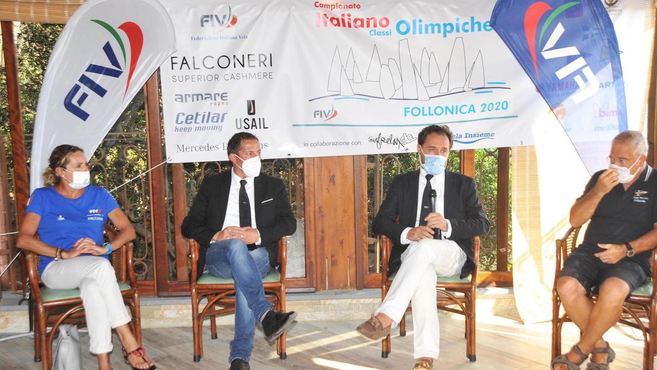 Il Cico torna a Follonica: duecento atleti affrontano il mare