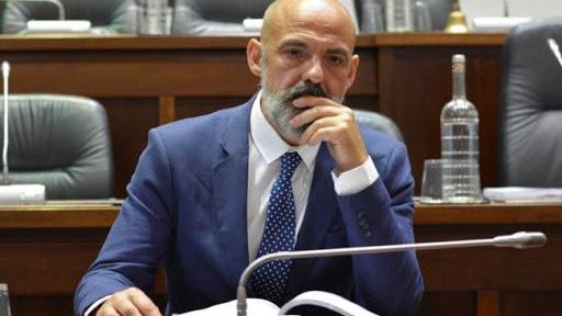 Ex M5s in lista con Giani minacciato su Facebook: «Traditore, la pagherai»