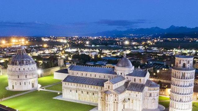 Piazza dei Miracoli fotografata dal drone (Fabio Muzzi)