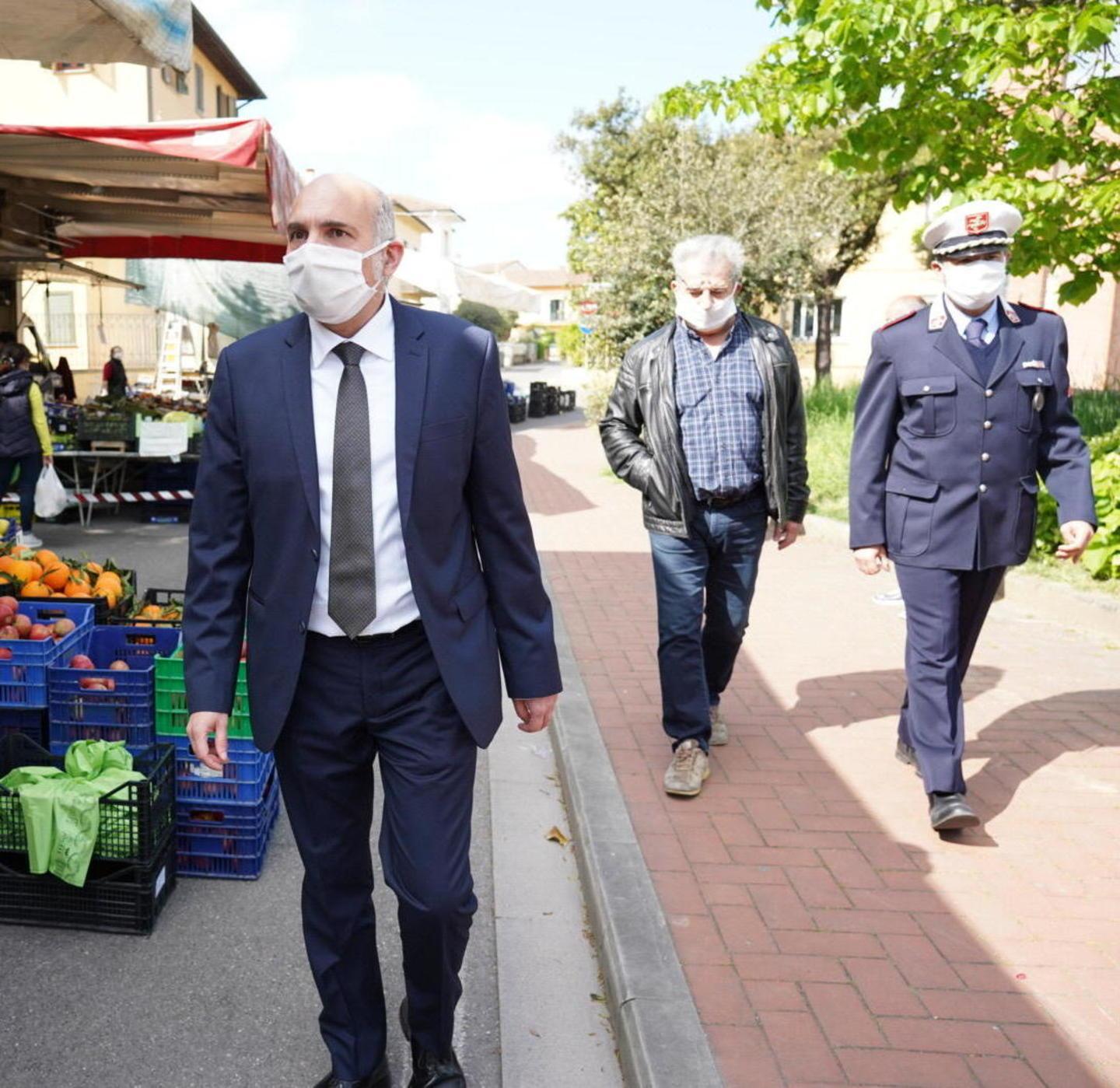 Il sindaco Gabriele Toti