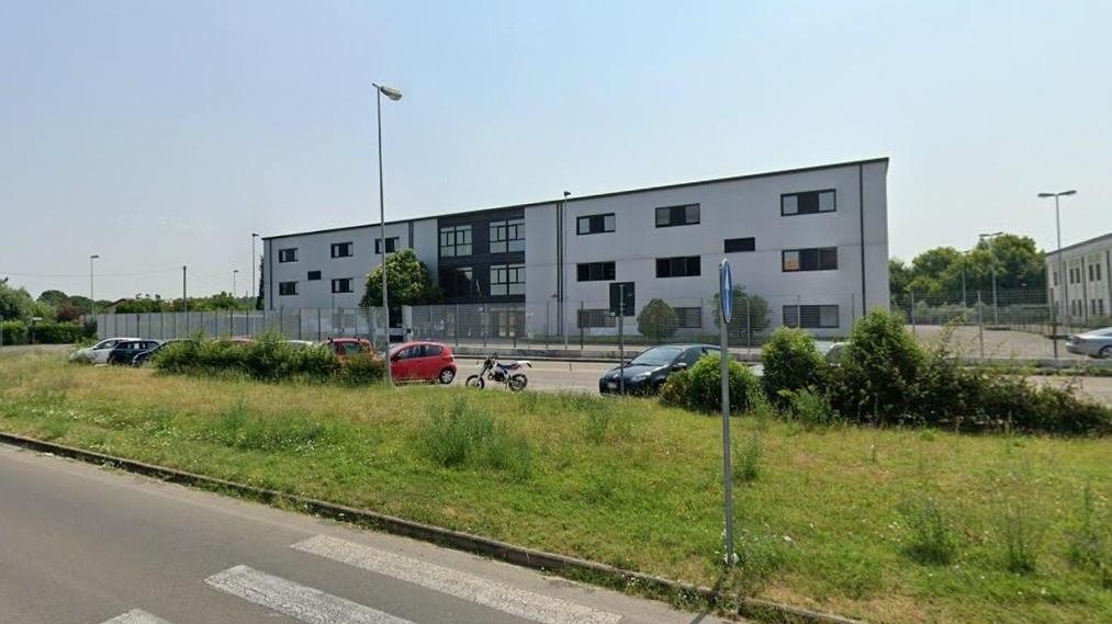 Al liceo Marconi tutti in classe con prefiltraggio alla pensilina