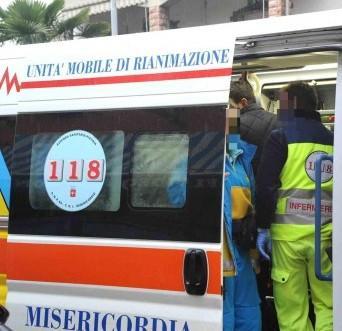 Si scontra con un’auto: in coma motociclista 