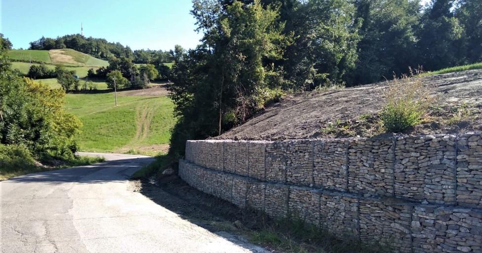 Massicciata contro la frana