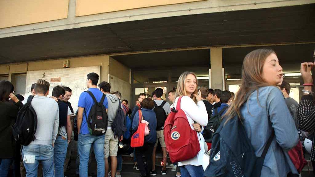Un primo giorno di scuola come quest’anno non sarà possibile vedere (foto d’archivio)