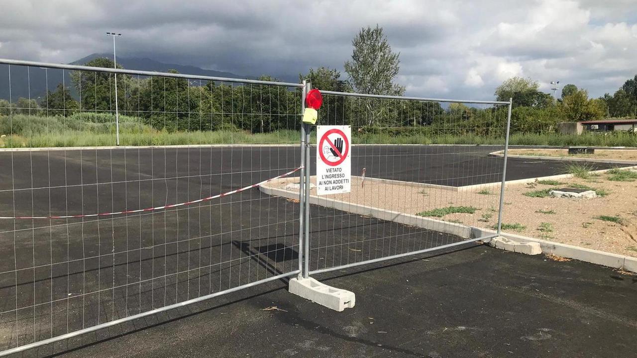 Bagarre in consiglio per il parcheggio di via Vico «Non è stato autorizzato»