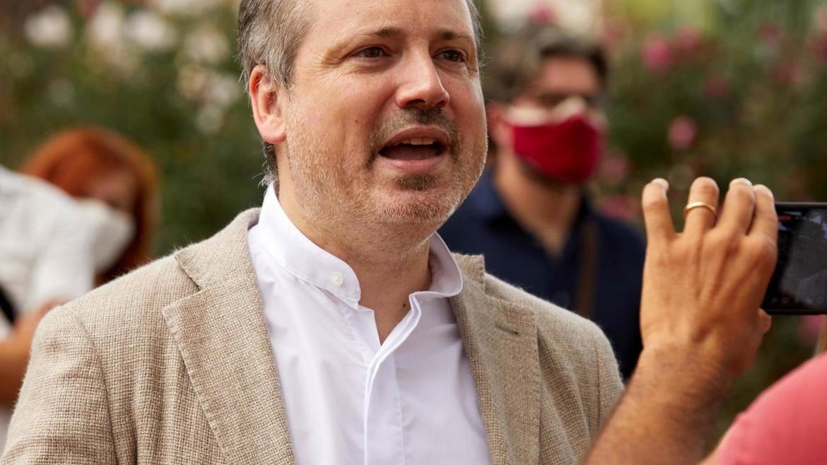 La gestione dei rifiuti incontro in piazza Moro