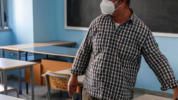 Coronavirus, il tavolo provinciale per la ripresa delle lezioni: "La mensa è tempo-scuola. Va mantenuta in sicurezza"