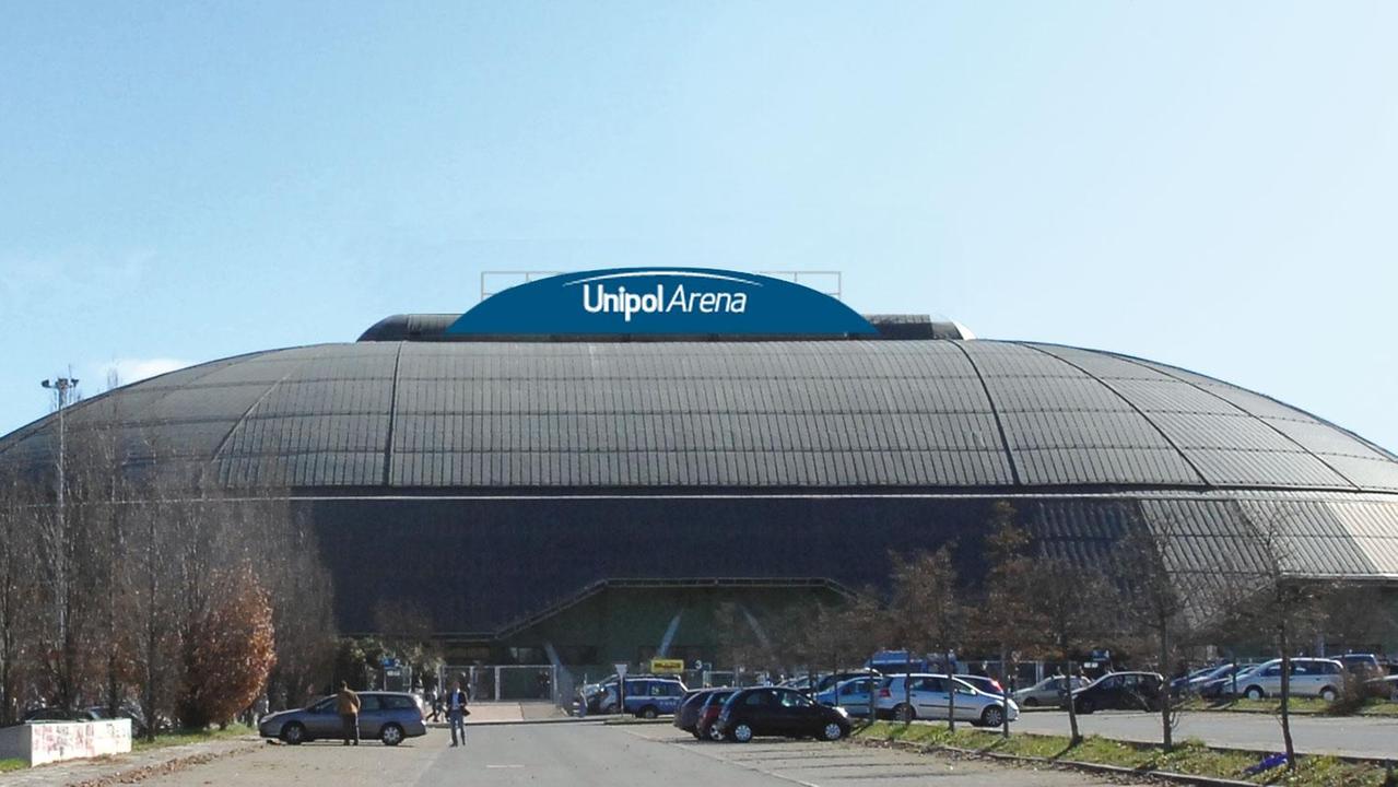 All'Unipol Arena la Pallacanestro Reggiana contro la Fortitudo nella prima partita con il All'Unipol Arena la Pallacanestro Reggiana contro la Fortitudo nella prima partita con il