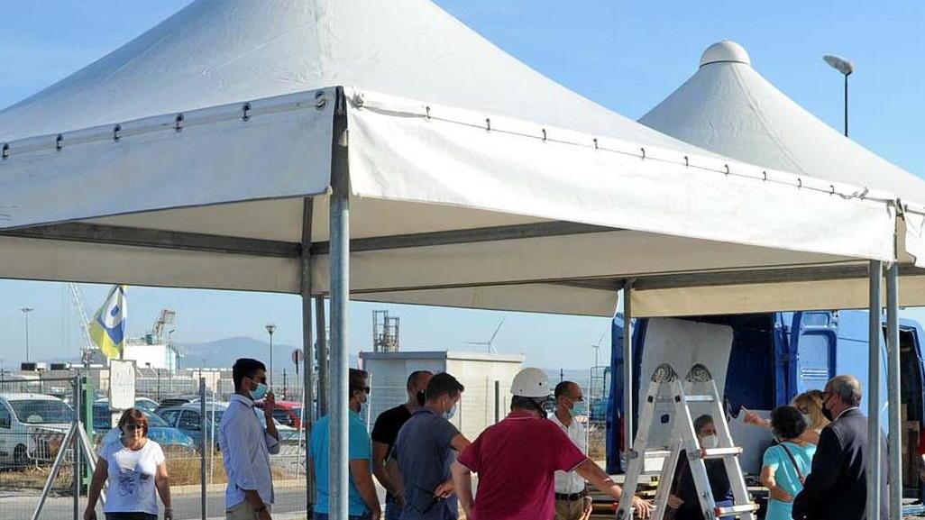 Serviranno ancora giorni per il via ai test Covid sul porto