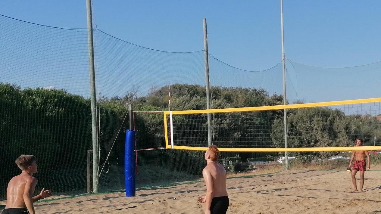 Domani si gioca a Tirrenia