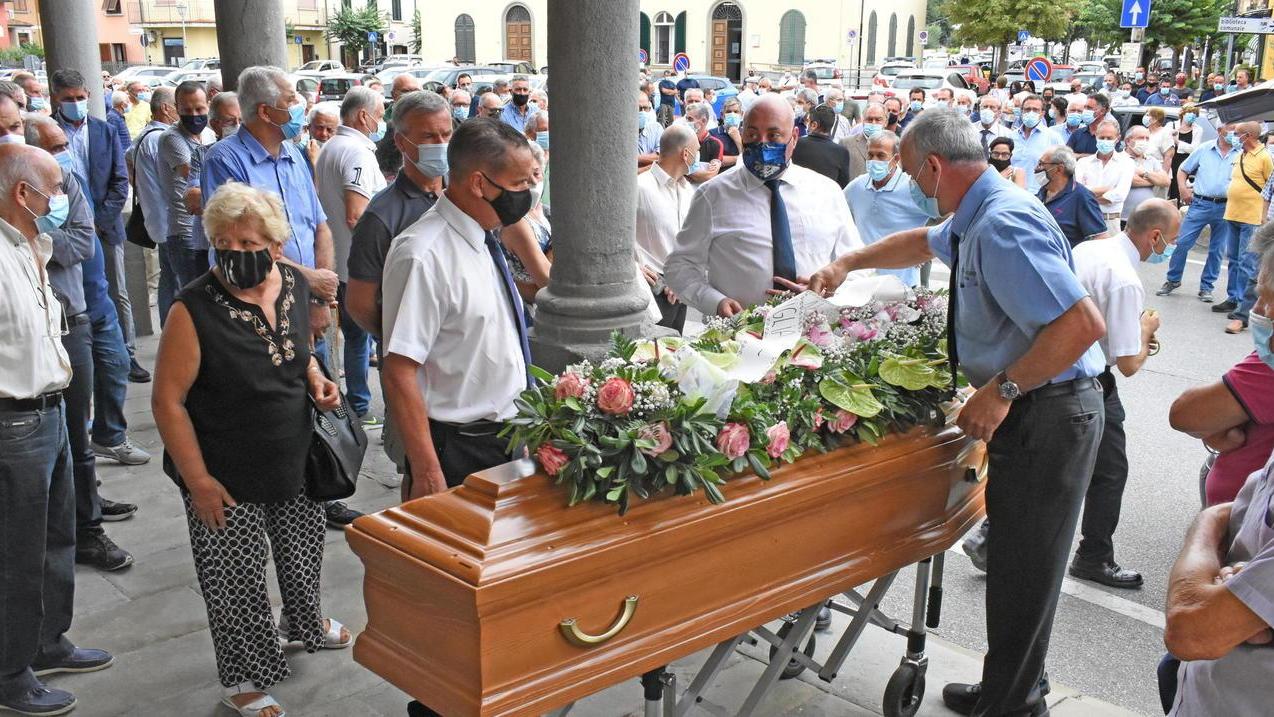 In tanti per l’addio a Roberto Chiti, vivaista ed ex consigliere comunale