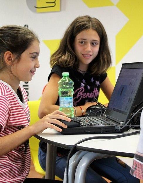 Spazi per le associazioni e un negozio all’asta