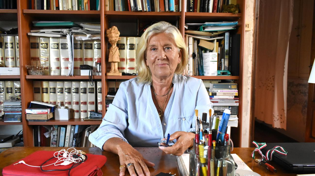 Dopo 34 anni ammessa in ruolo ma ormai è già in pensione