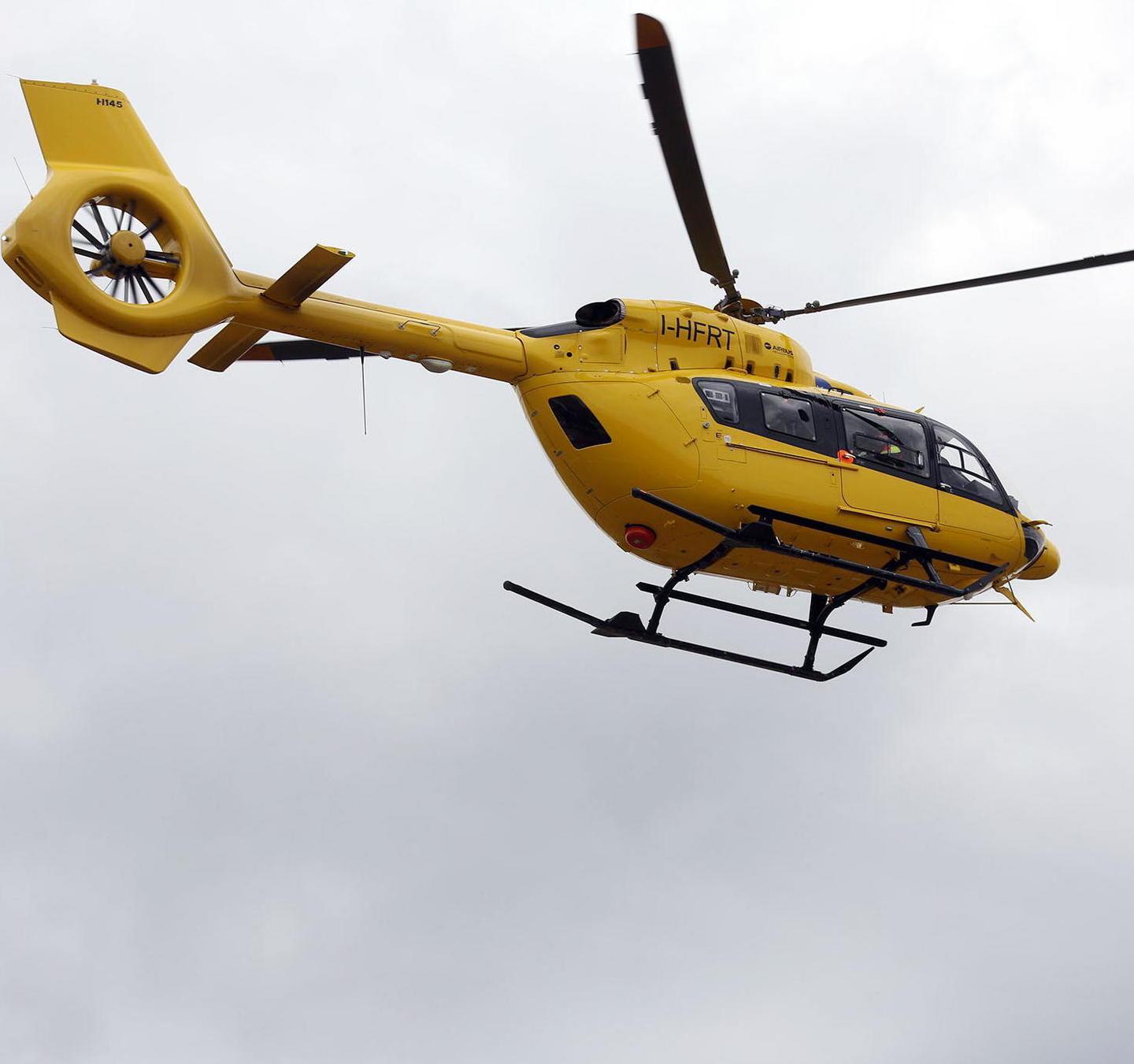 Grave turista ottantenne investita da un’auto 