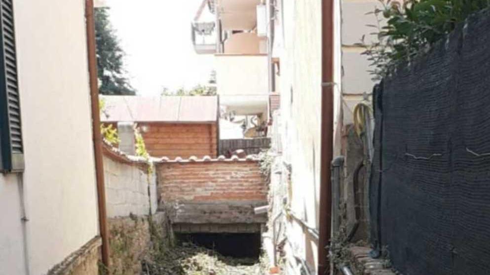 Ripulito il canale Aldio dopo le maleodoranze
