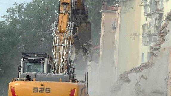 Un cannone ad acqua per limitare le polveri