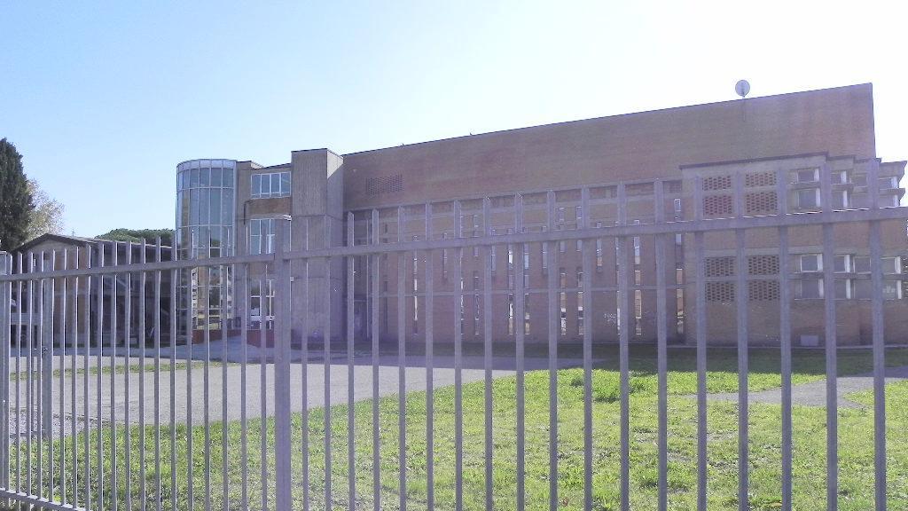 Lezioni nei prefabbricati anche per 5 classi di prima media