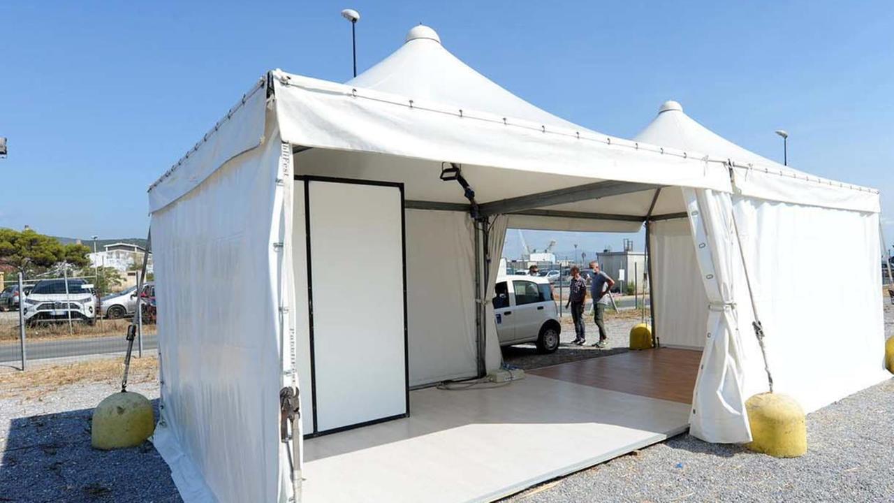 Prima giornata sul porto dei test sul coronavirus riservati ai viaggiatori