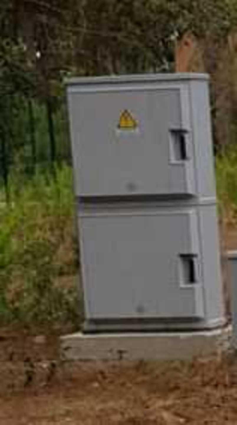 Cassetta stradale semidistrutta torna ok a tempo di record 