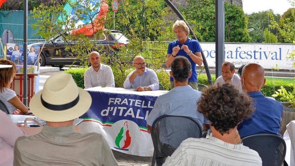La lista FdI si presenta «In sostegno di Pasini e una donna al timone»