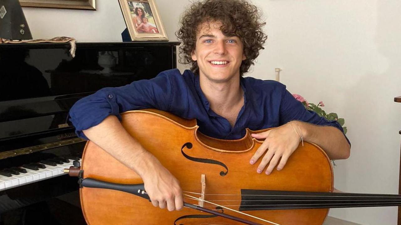 Filippo, si spalancano le porte del sogno: unico italiano alla “The Yehudi Menuhin School”