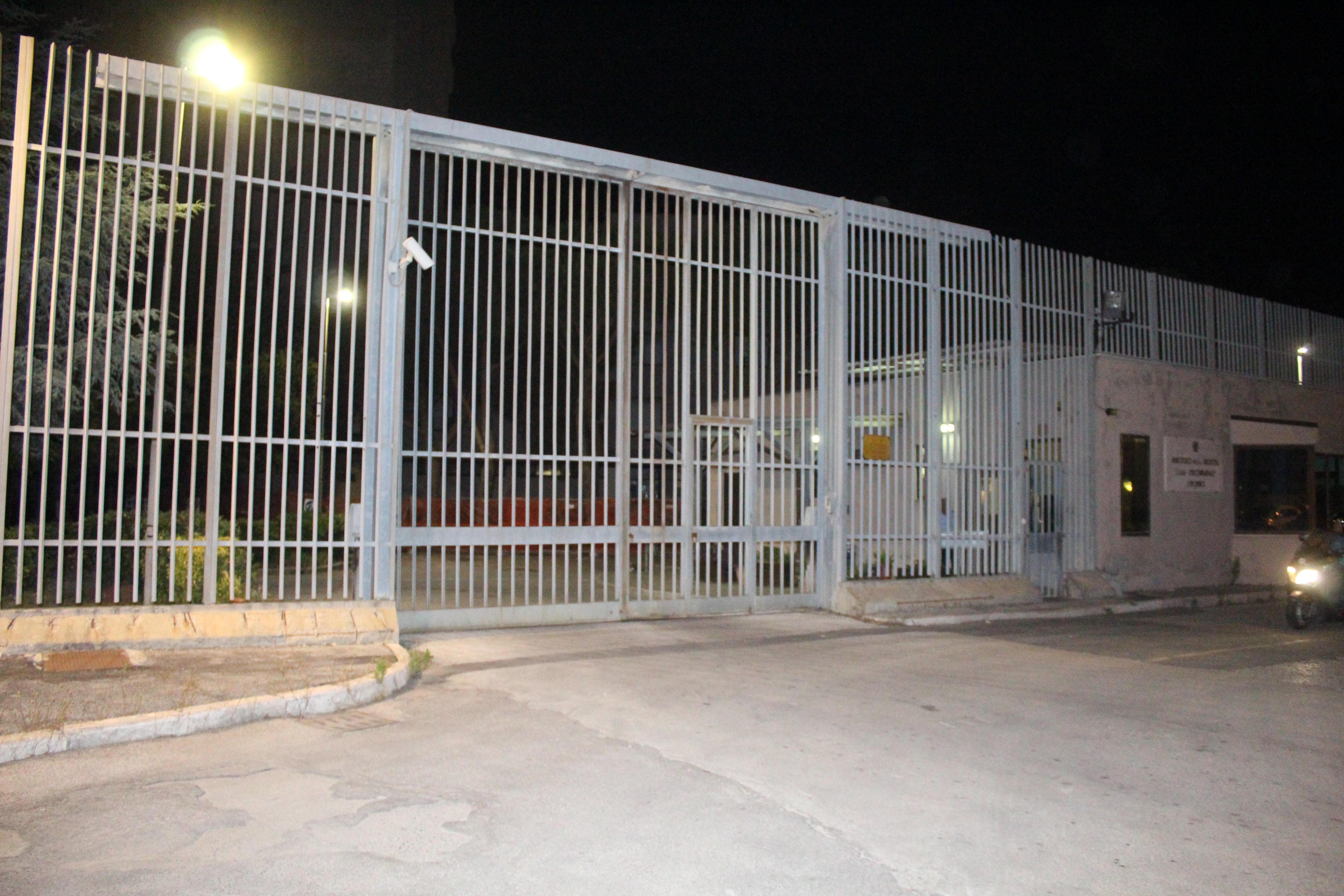 L'ingresso del carcere delle Sughere