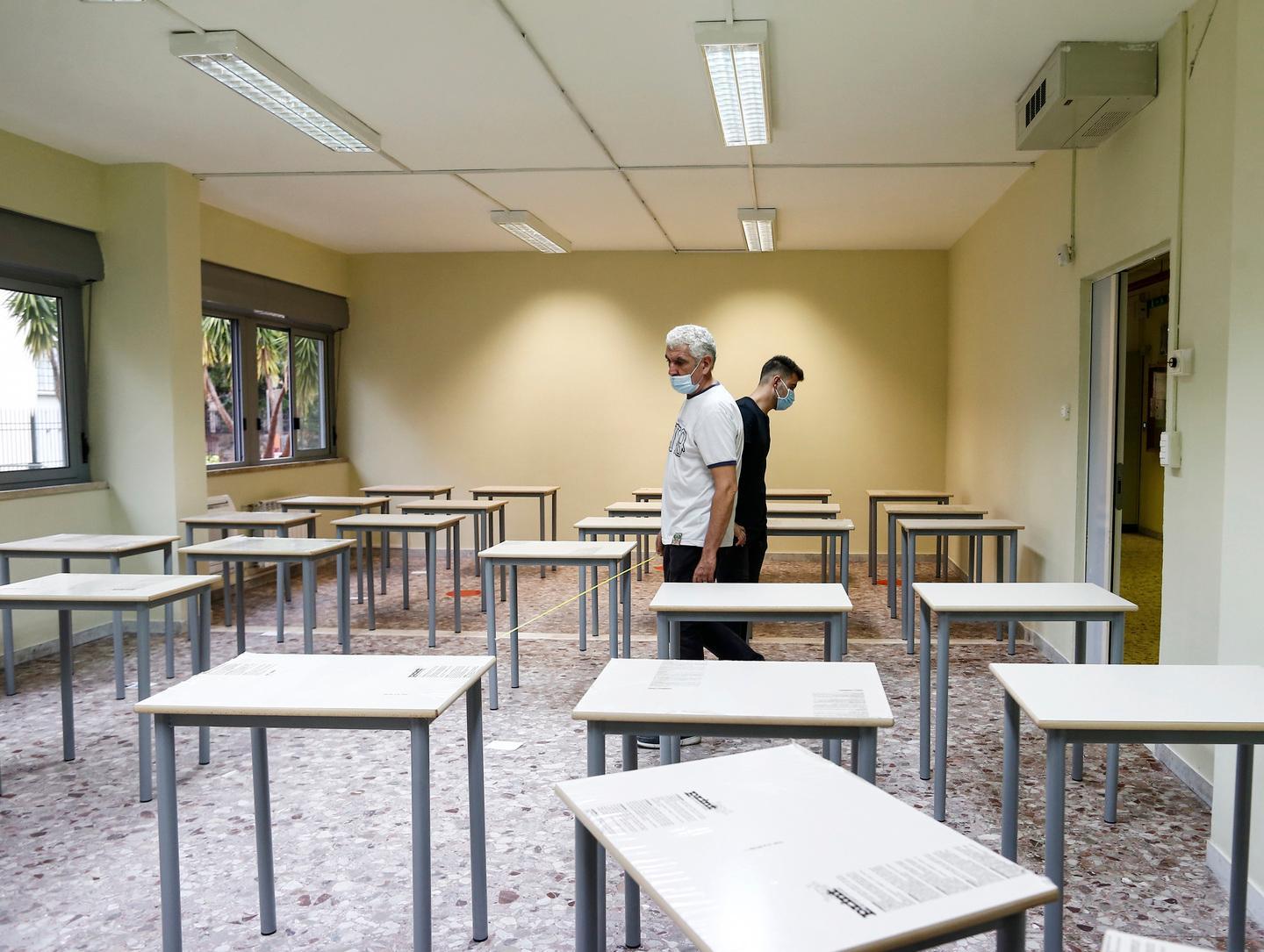 Concorsi in ritardo e graduatorie esaurite: in Versilia servono ottocento supplenti 