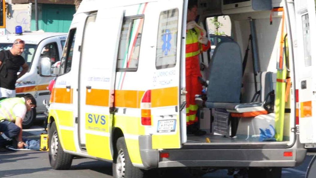 Un'ambulanza della Svs di via San Giovanni (foto d'archivio)