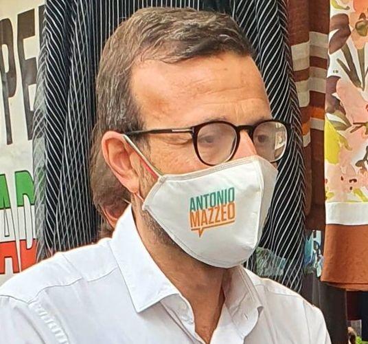 Offese sui social ad Antonio Mazzeo per le sue origini 