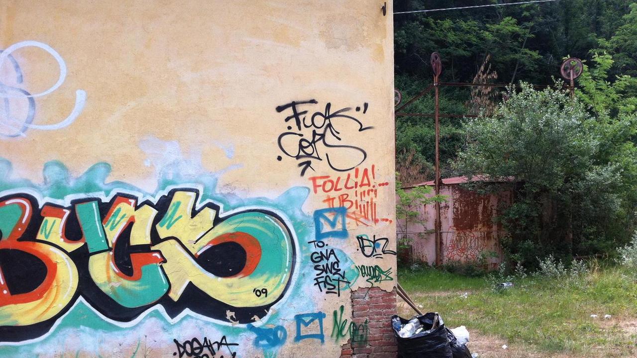Rave party nel capannone, il sindaco: «Ora basta»