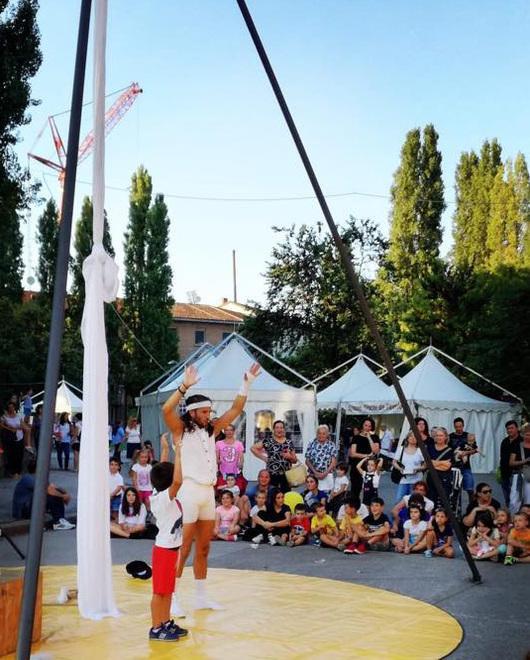 Il rinvio di “Estate Bambini” continua a creare polemiche 