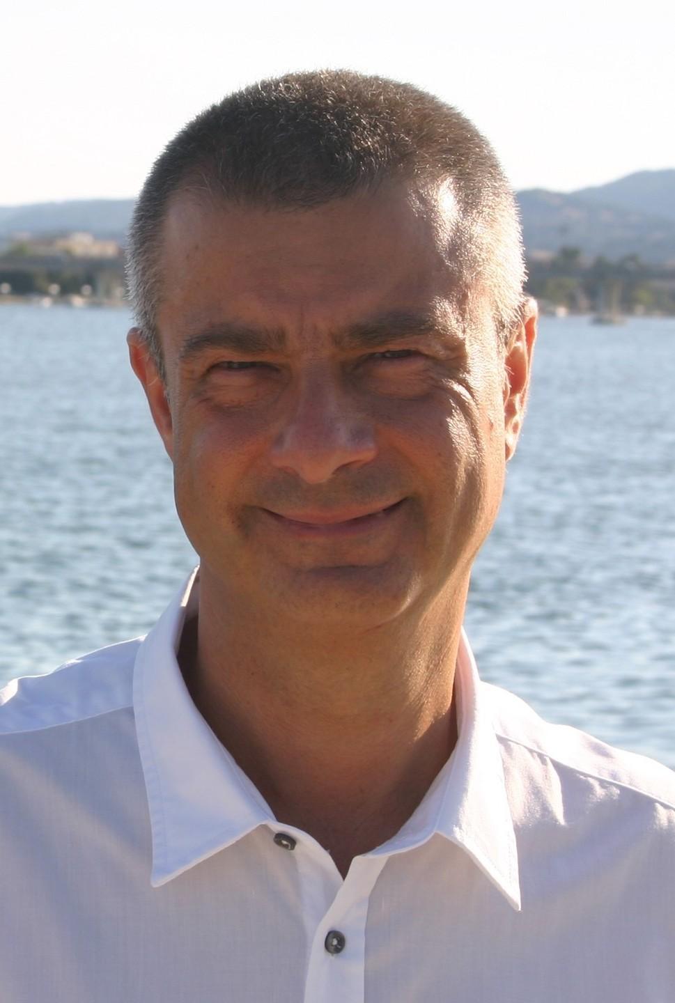 Flavio Fara racconta Olbia e i suoi personaggi