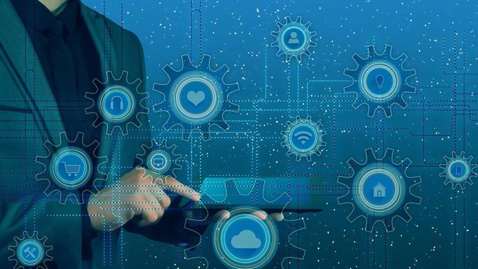 Da Arpae l’ok per 32 antenne 5G da installare a Modena «Servono altri studi»