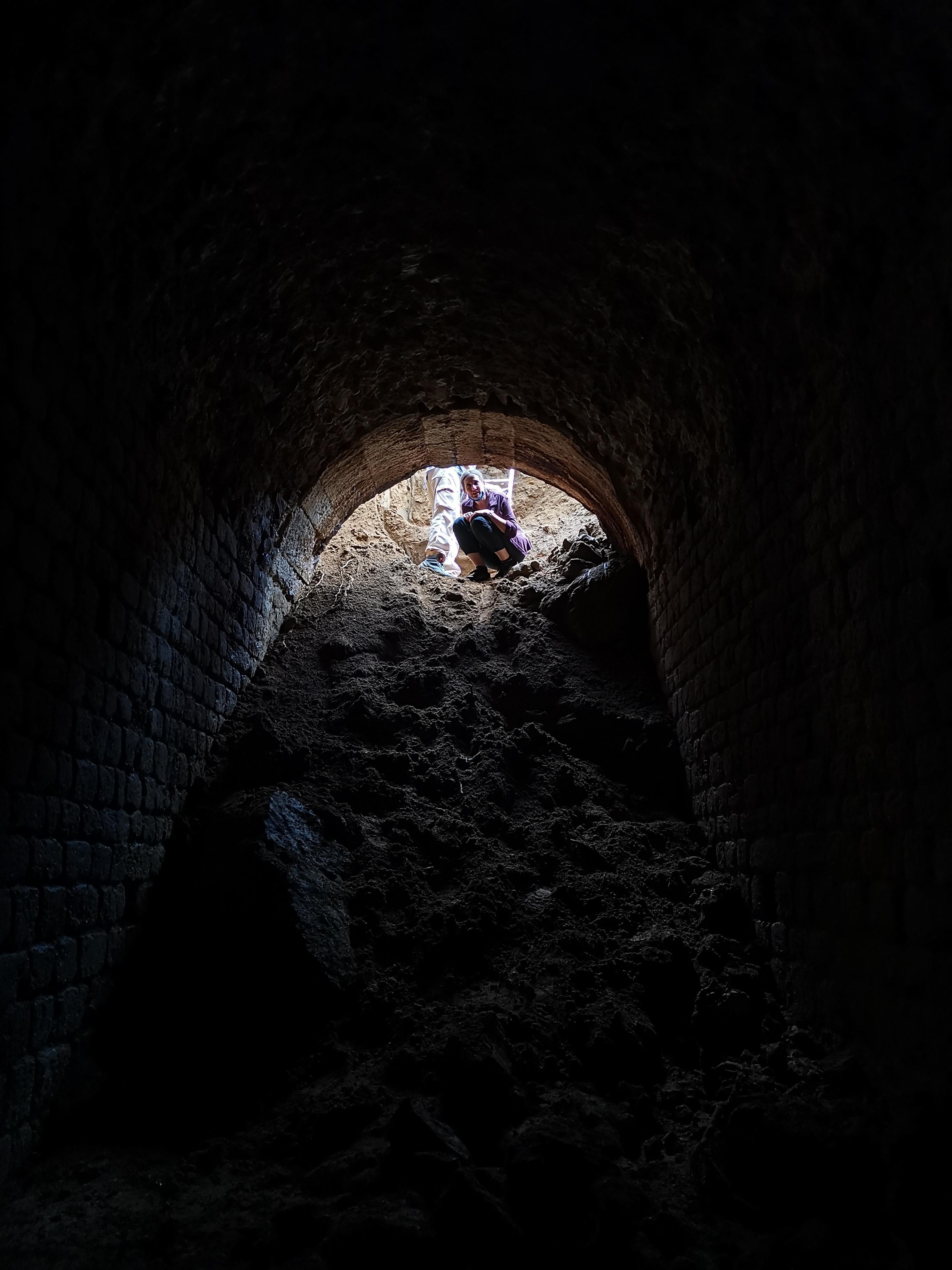 Il corridoio sotterraneo ritrovato allo scavo dell'anfiteatro romano a Volterra