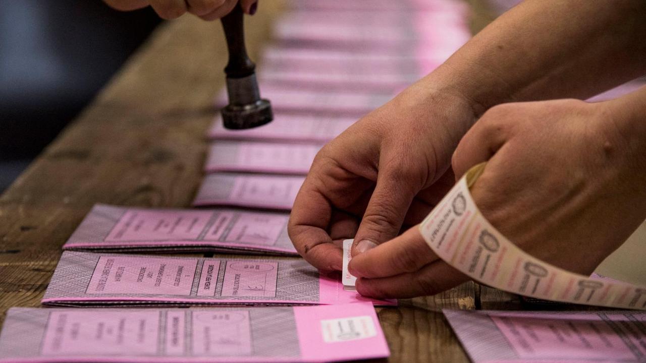 Seggi a domicilio per gli elettori positivi al Covid o in isolamento