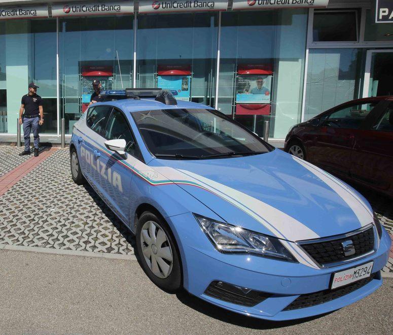 Falso allarme alla filiale Unicredit 