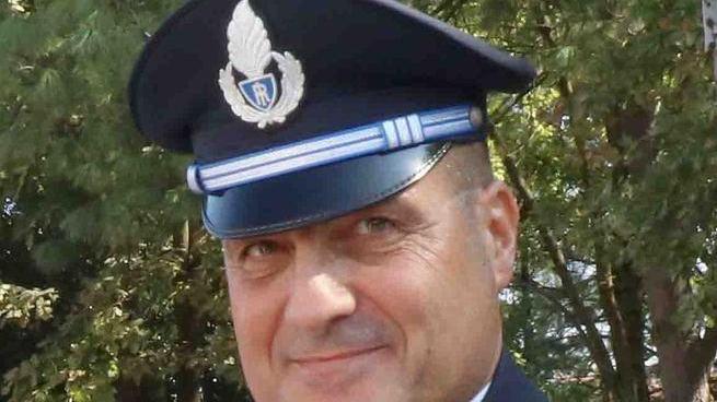 Ispettore in vacanza salva bagnante in mare «L’ho fatto d’istinto»