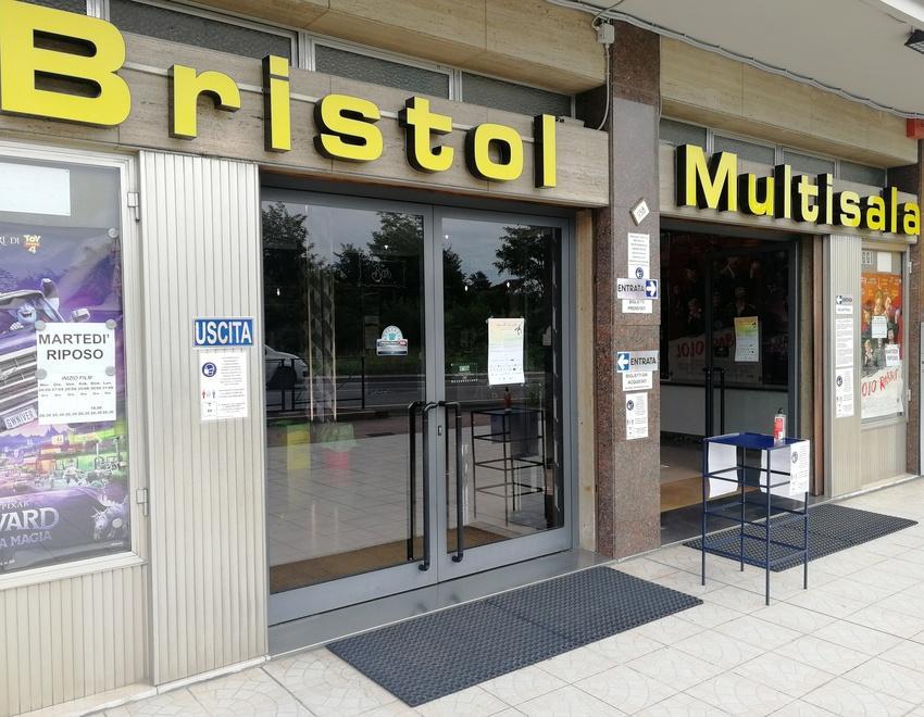 Savignano. Flavio e Barbara e il coraggio di riaprire l’amato cinema Bristol 