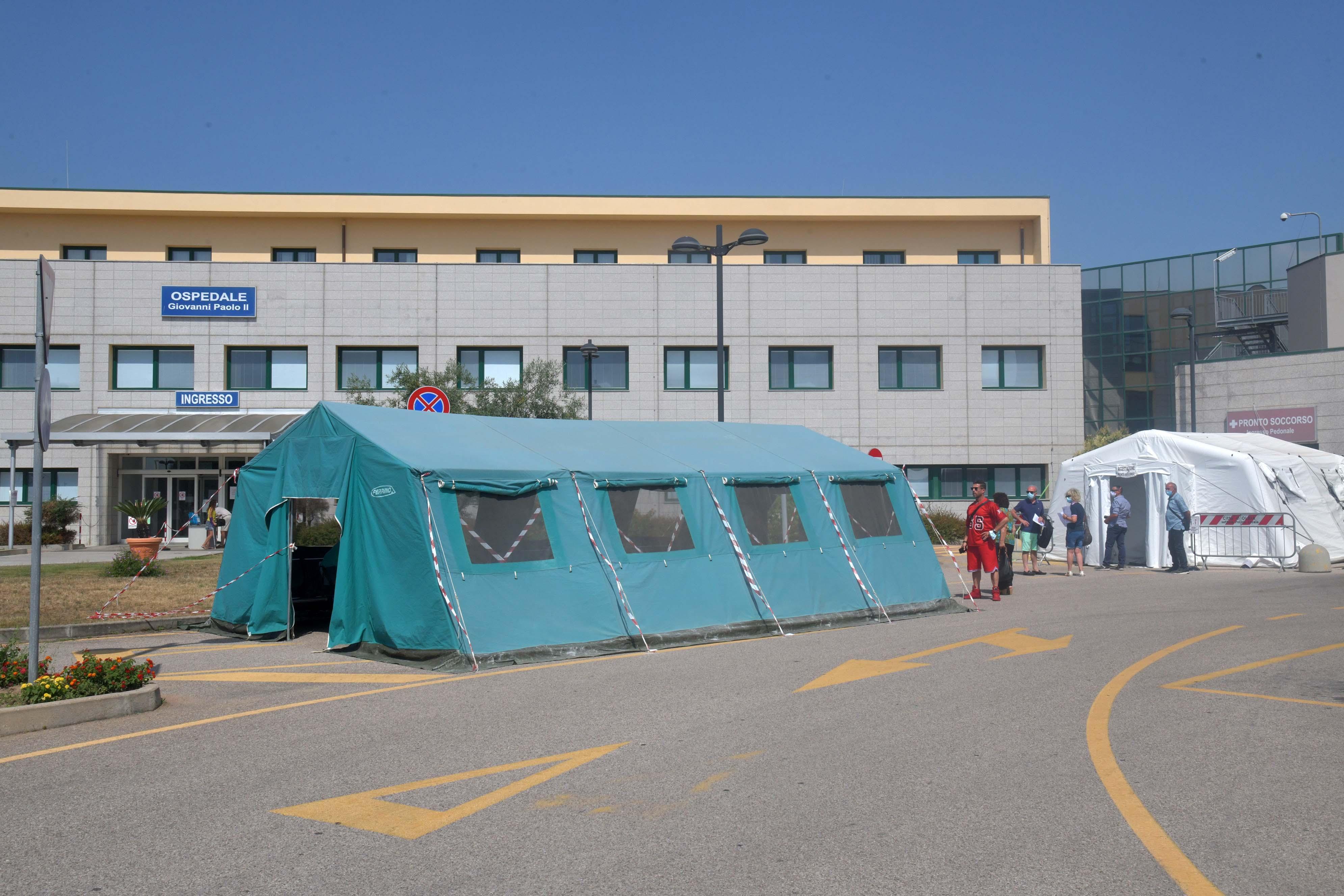 Nei tre ospedali galluresi riprendono ricoveri e visite specialistiche 