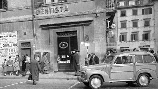 Largo Carducci in un giorno di festa