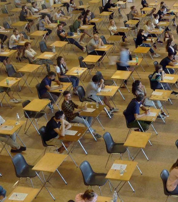 Test di Medicina con i soli residenti E ad Architettura la prova è online 