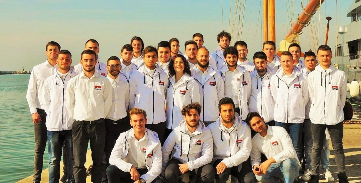 Alcuni allievi della Fondazione Isyl-Italian Super Yacht