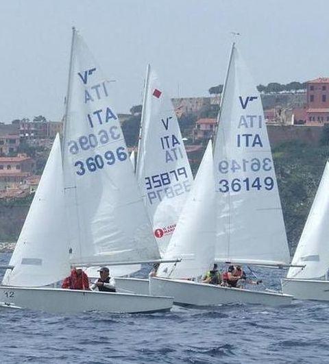 Tre giorni di regate e tre prove al giorno: Rosignano si scopre capitale della vela 