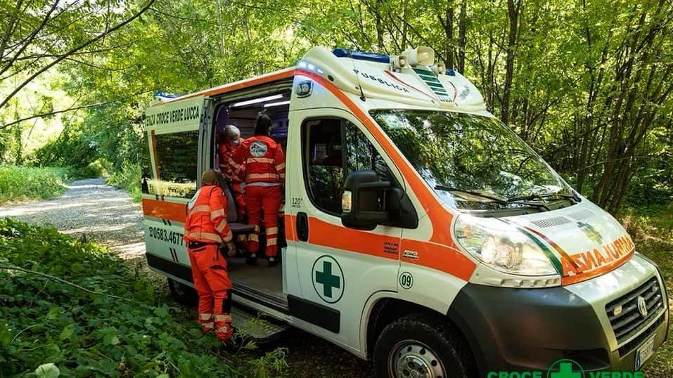 Nuova ambulanza alla sezione Garfagnana