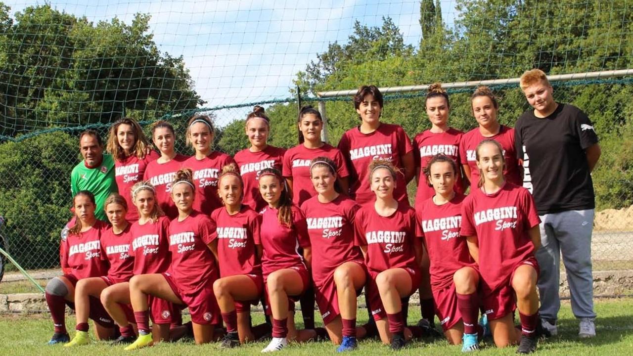 Le ragazze amaranto del Livorno Calcio in ritiro a Monteverdi