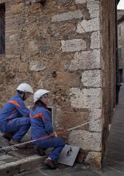 Cabine danneggiate dai fulmini Enel ripara 
