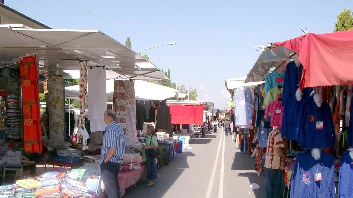 Mercati ambulanti, incontro tra Comune e Confesercenti