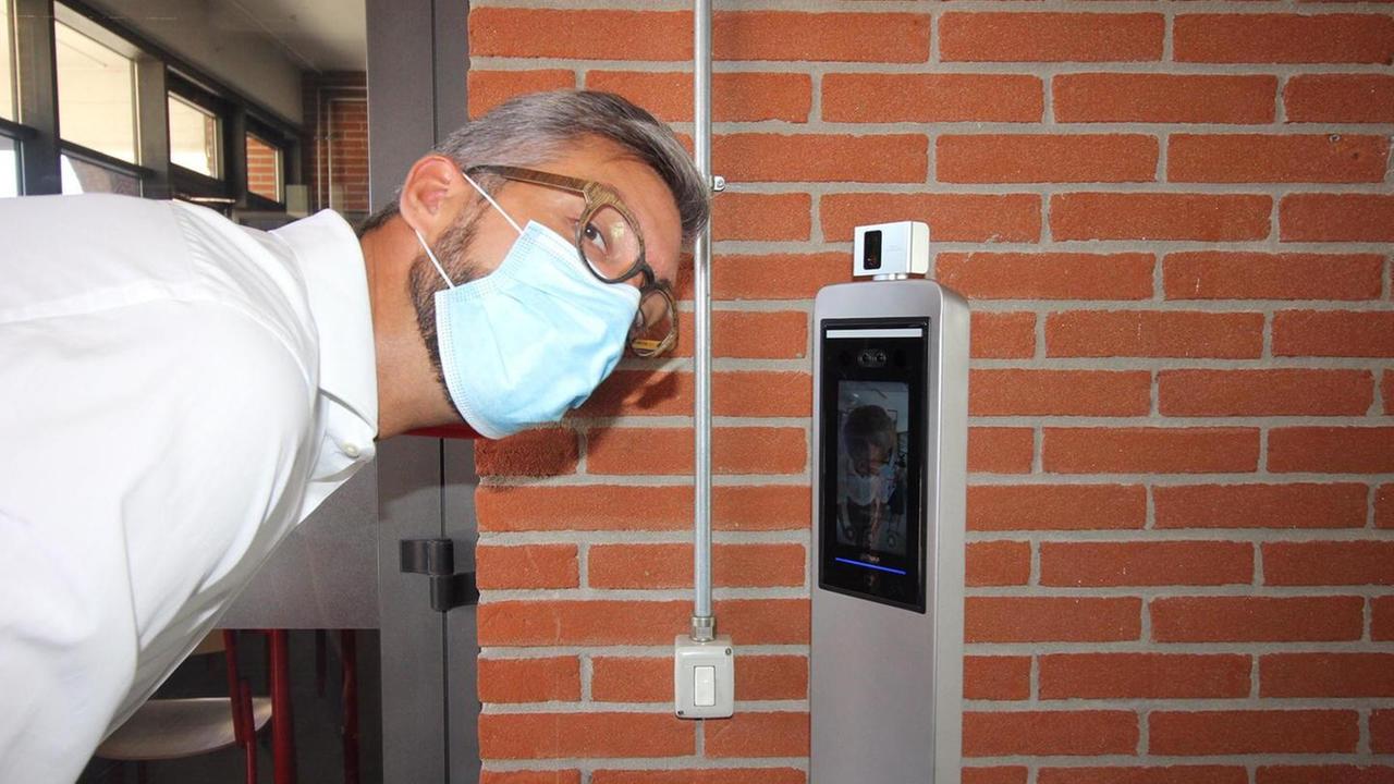 Se hai la febbre te lo dice il termoscanner all’ingresso della scuola
