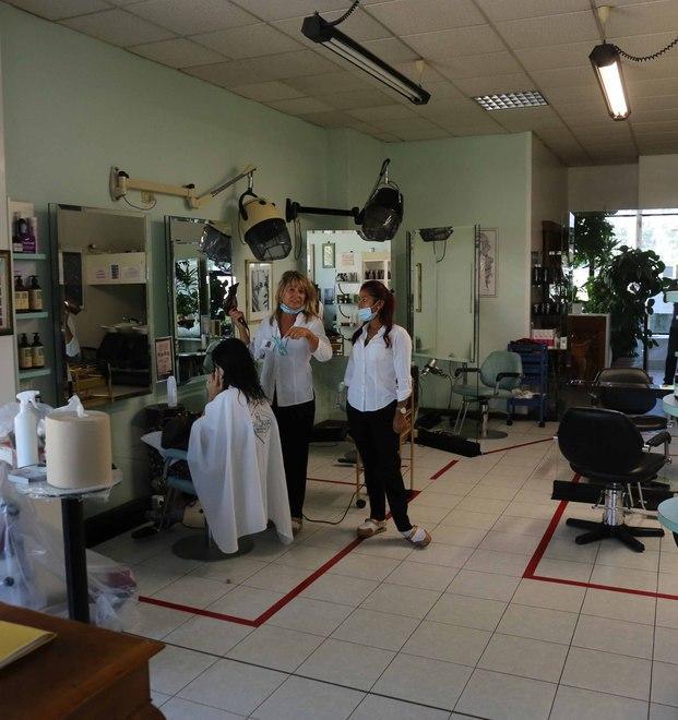 Furto in un salone La parrucchiera «Qui è un continuo» 